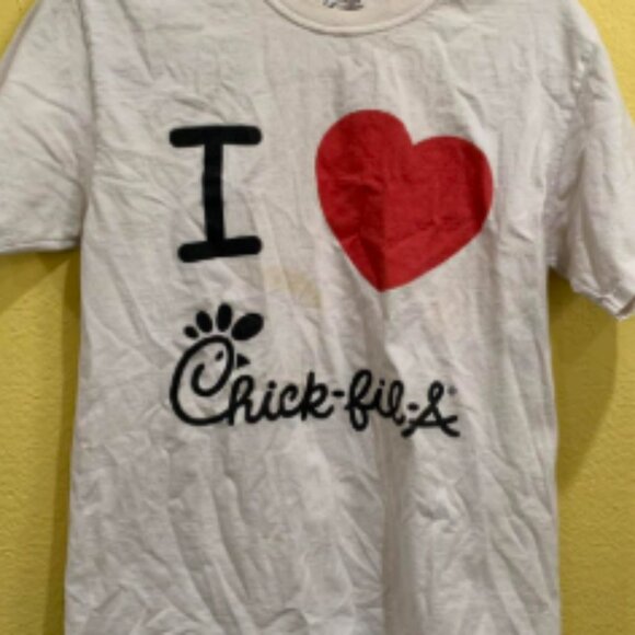 Meet your Posher, Camilla - Picture 1 of 2